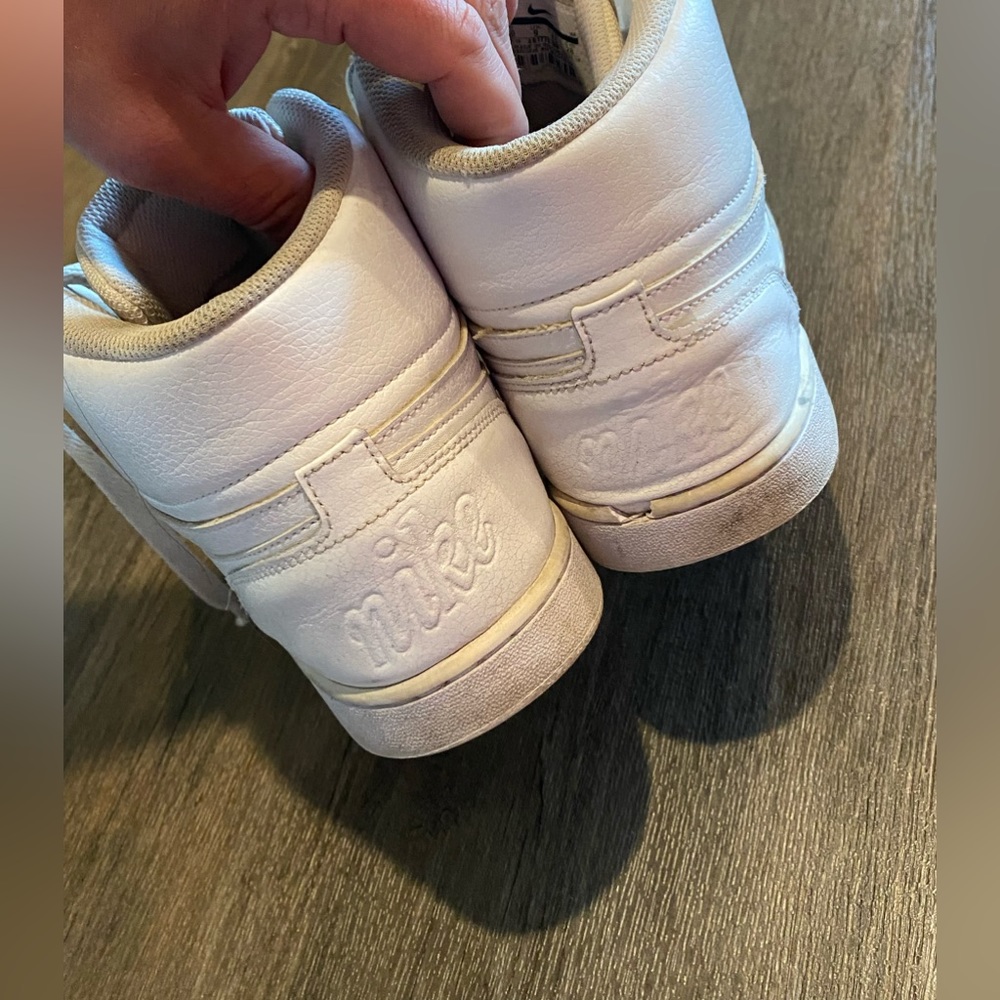 Nike Size 10 - Picture 4 of 4